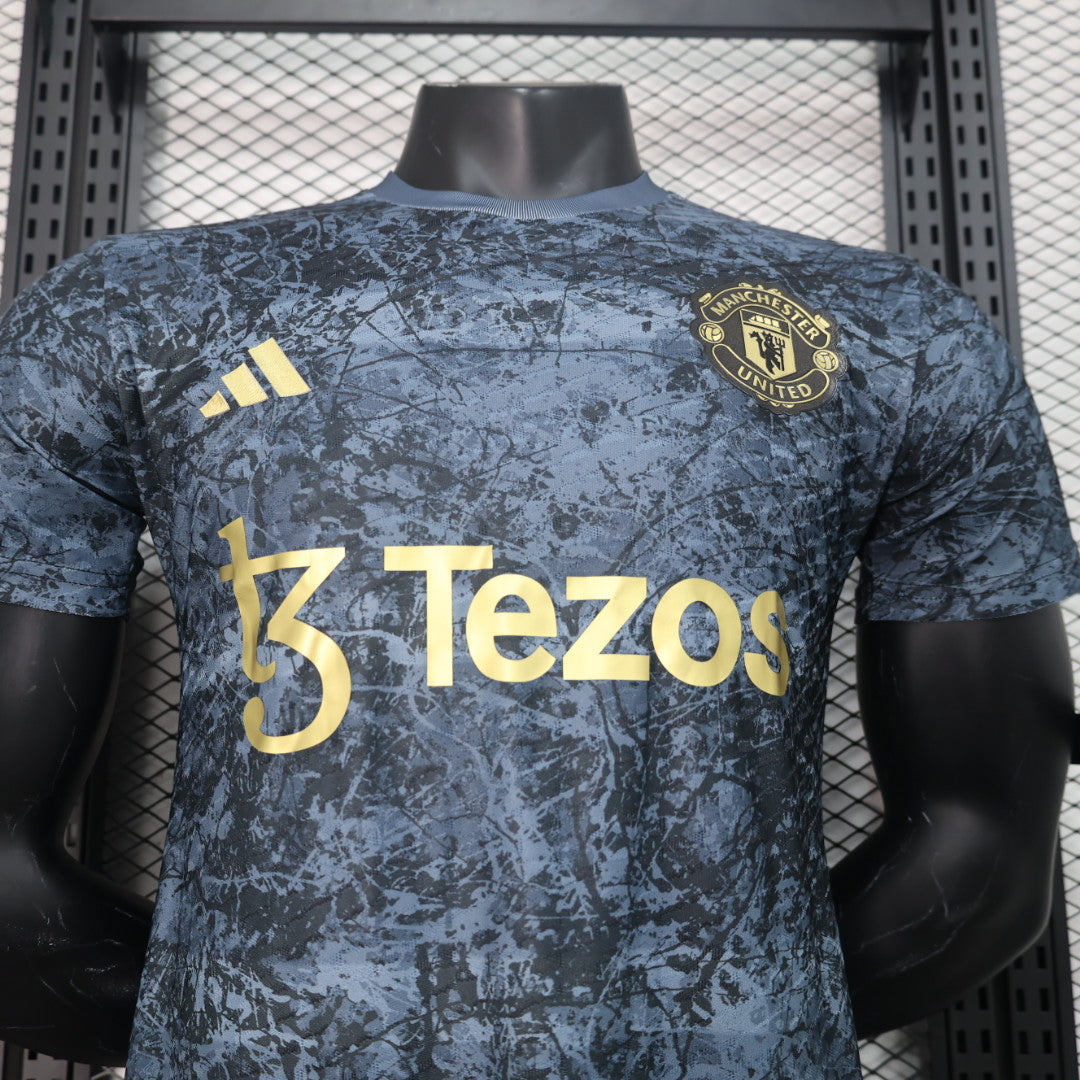 MANCHESTER UNITED PRE-MATCH JERSEY 2023/2024