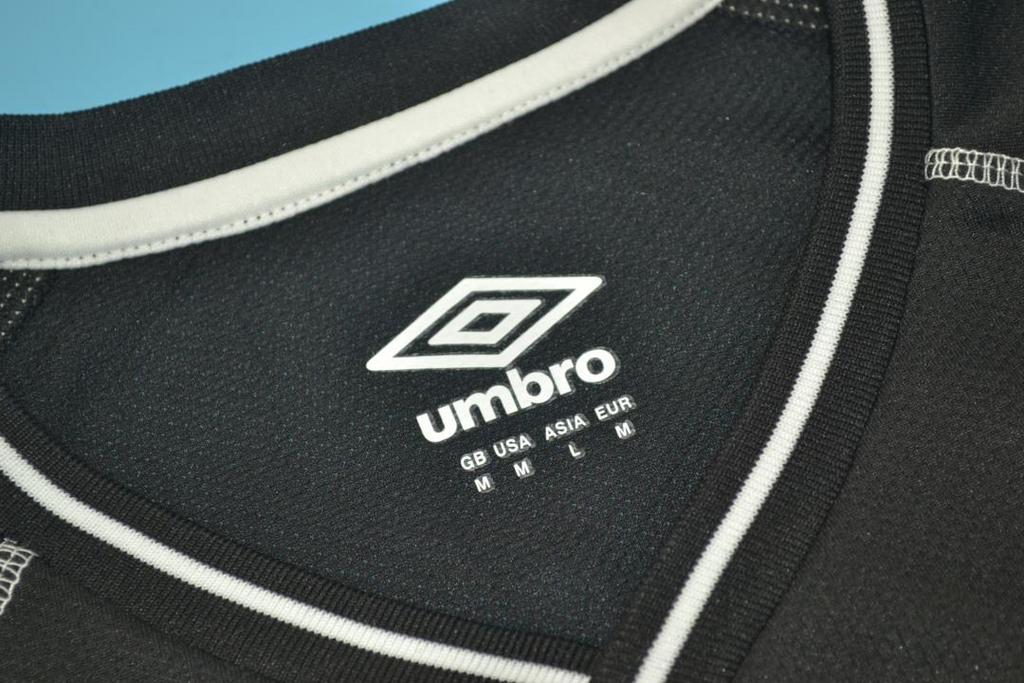 MANCHESTER UNITED RETRO LONG SLEEVE JERSEY