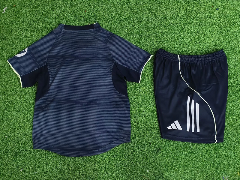 MAILLOT ENFANT REAL MADRID EXTÉRIEUR 2025/2026