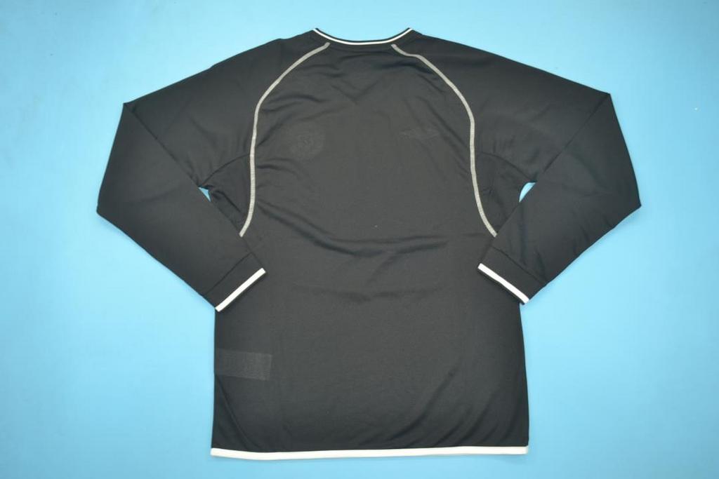 MANCHESTER UNITED RETRO LONG SLEEVE JERSEY