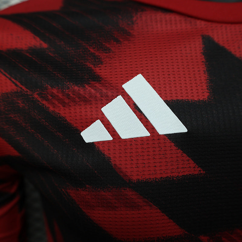 MANCHESTER UNITED TRAINING SHIRT 2025/2026