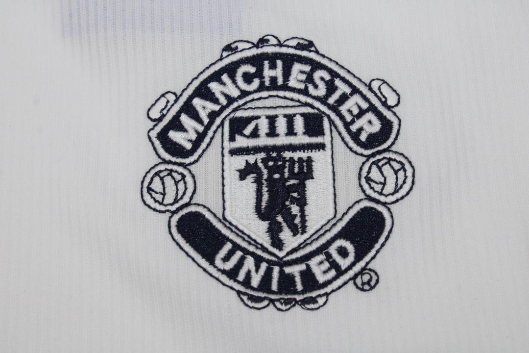 MANCHESTER UNITED AWAY SHIRT 1999/2000 LONG SLEEVE VERSION
